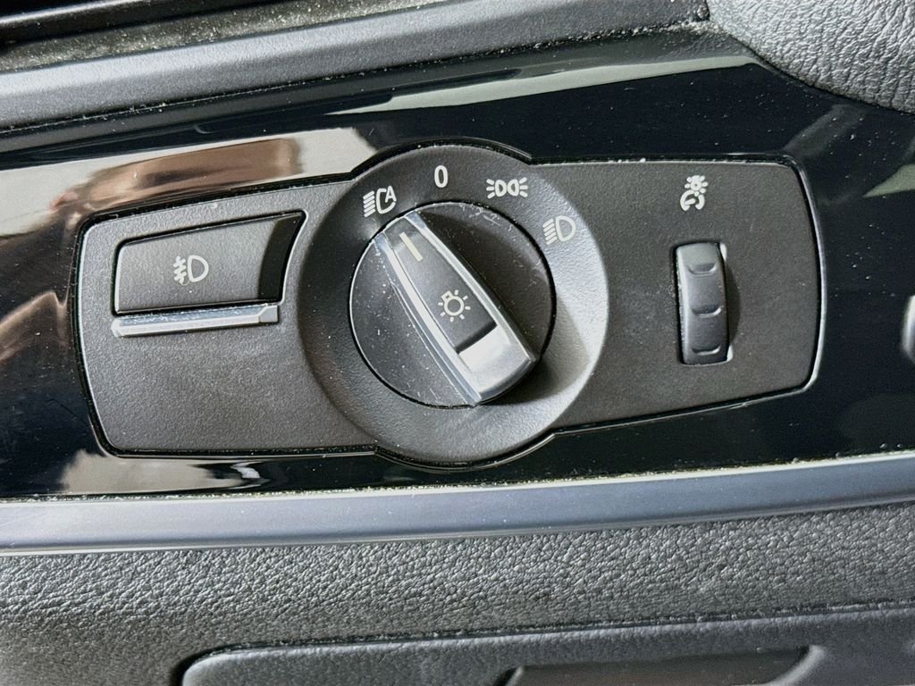 Used 2016 Gray BMW xDrive35i image 10