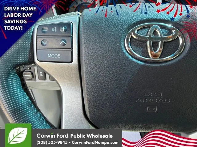 Used 2013 Silver Streak Toyota  image 18