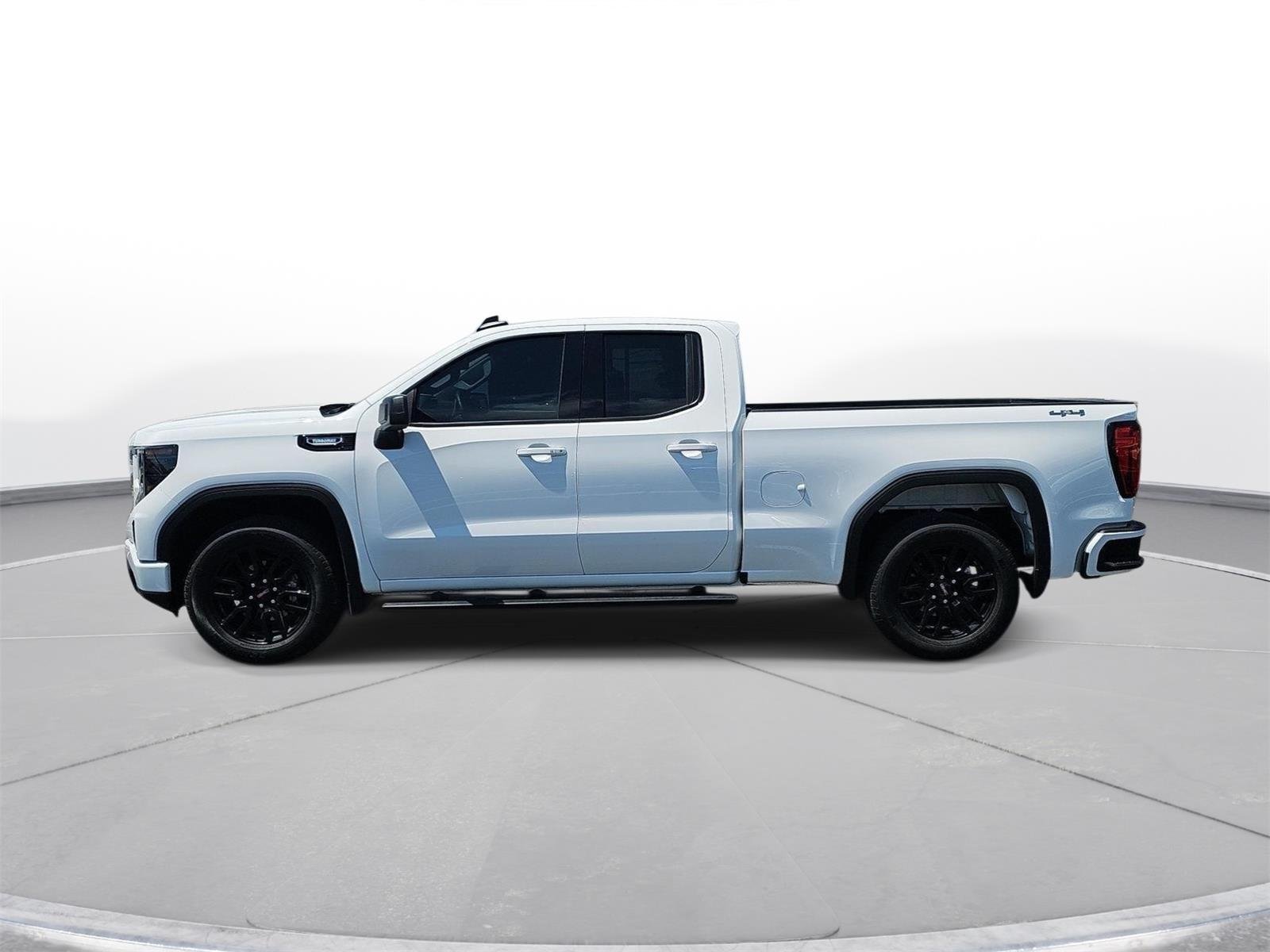 Used 2025 Summit White GMC Elevation image 8