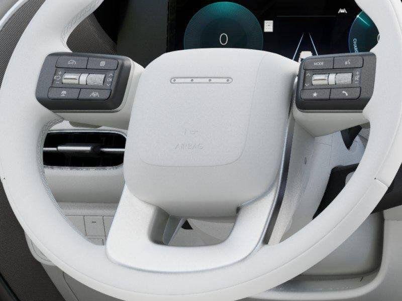 New 2026 White Hyundai SEL 8P image 15