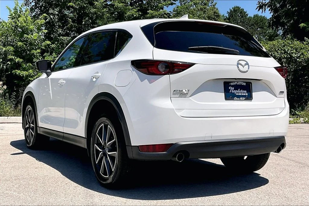 Used 2018 White Mazda Grand Touring image 11