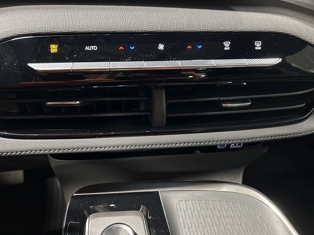 2026 Buick Enclave Preferred - Photo 26