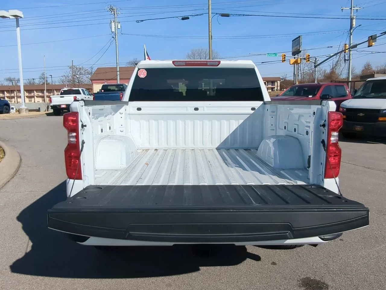 Used 2025 Summit White Chevrolet Custom image 27