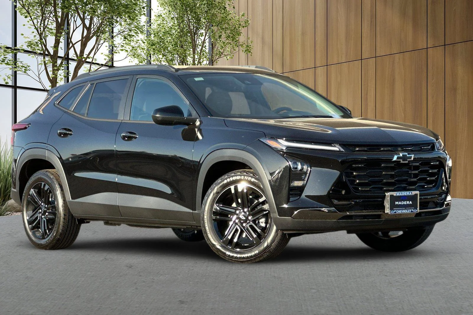 New 2026 Mosaic Black Metallic Chevrolet ACTIV image 2