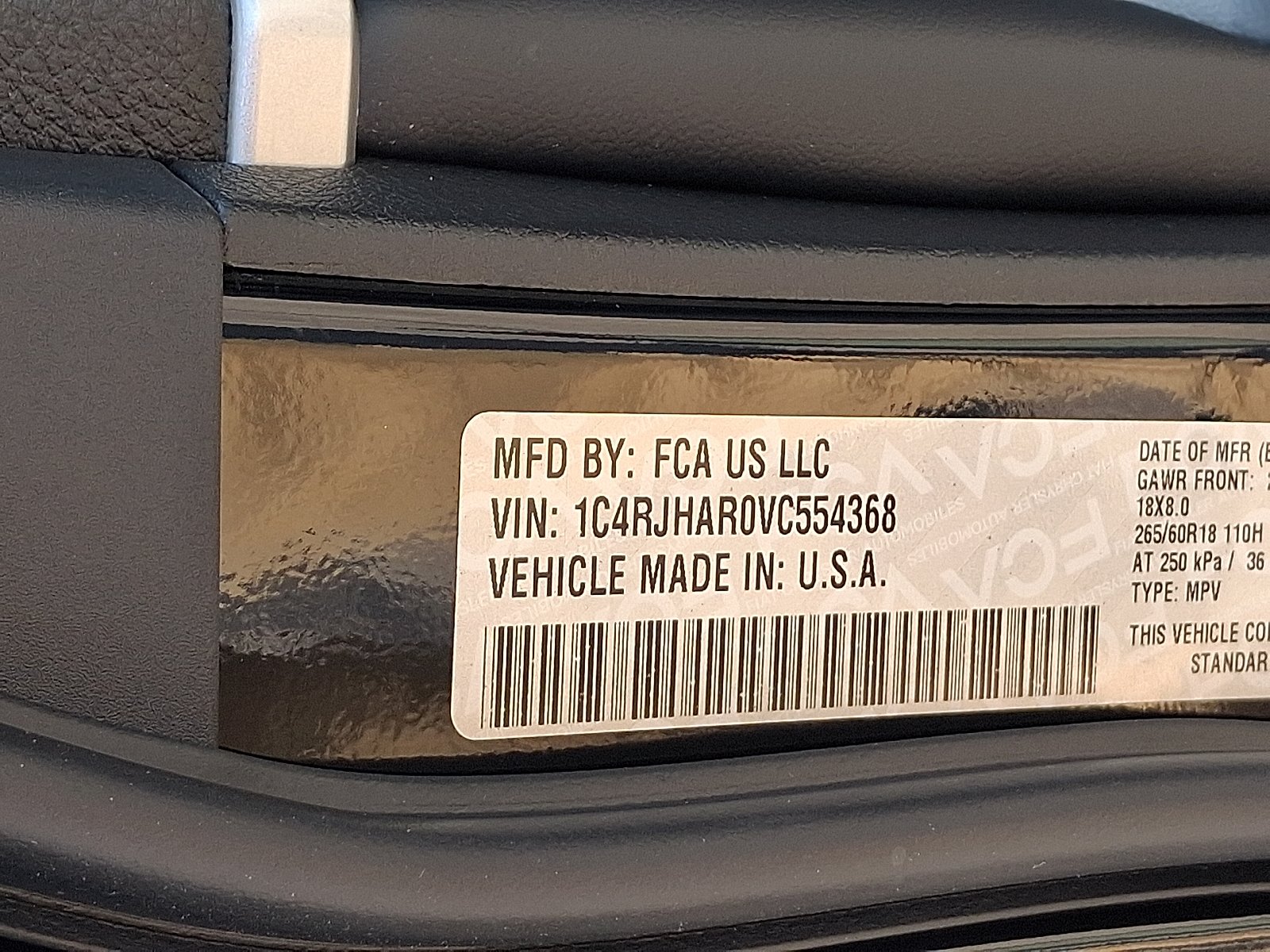 New 2027 High-Gloss Black Paint Jeep Laredo Altitude 4x4 image 17
