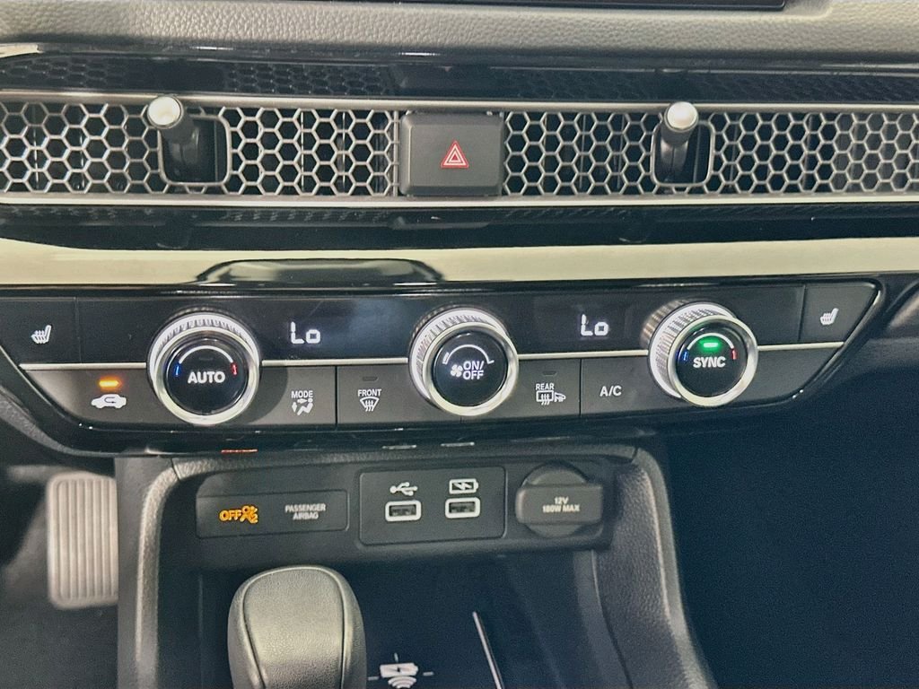 2024 Honda Civic Touring - Photo 16