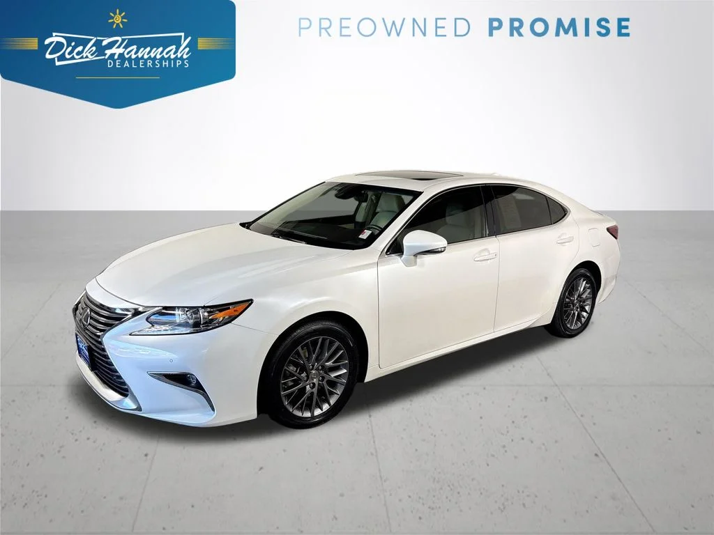 Used 2018 White Pearl Lexus 350 image 1