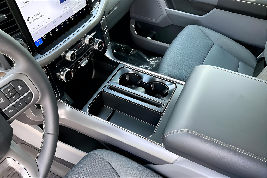 New 2026 Black Ford XLT image 9