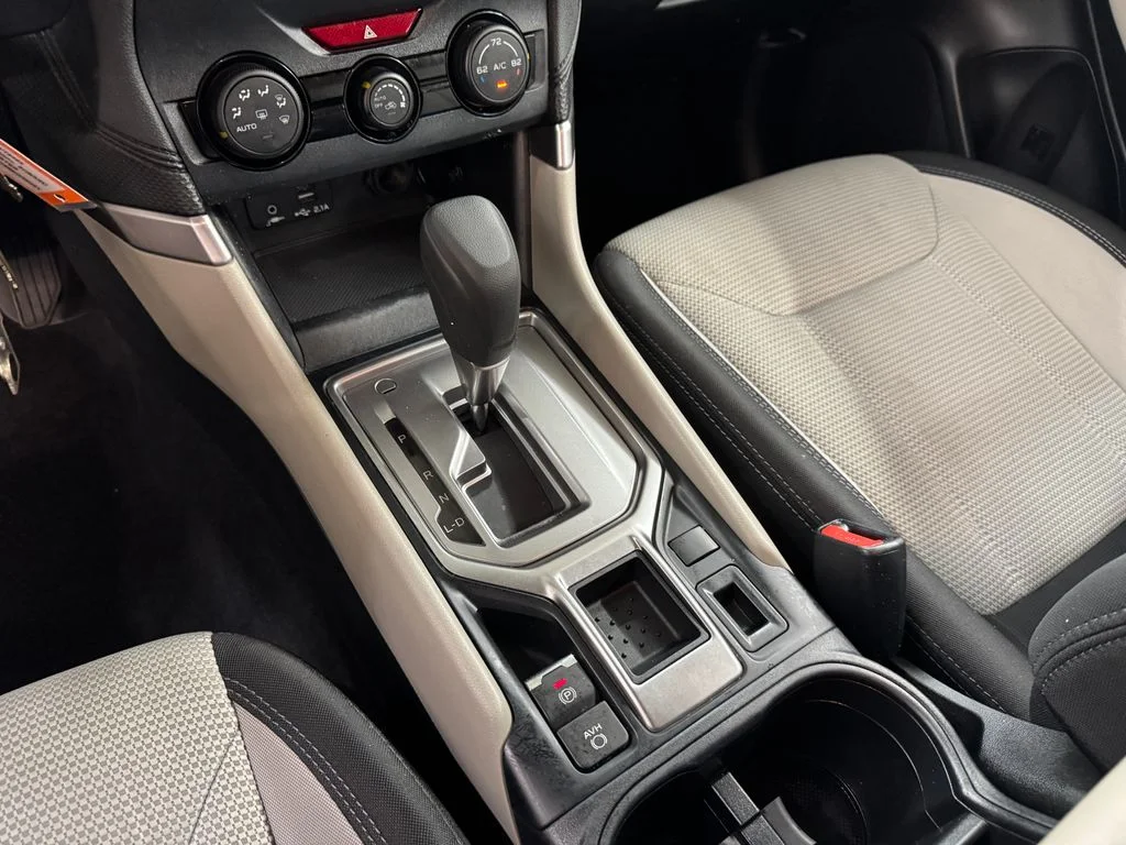 Used 2021 White Subaru Base image 24