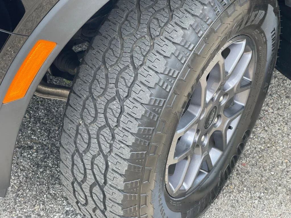 Used 2025 Shadow Black Ford XLT image 35