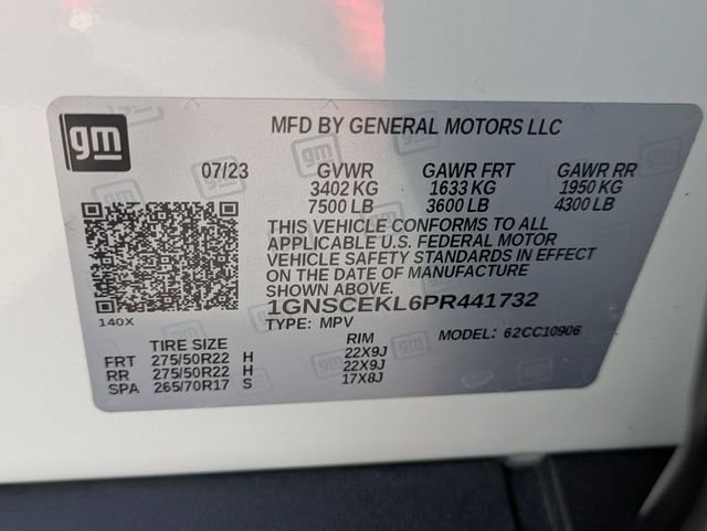 Used 2023 Pearl Chevrolet RST image 35