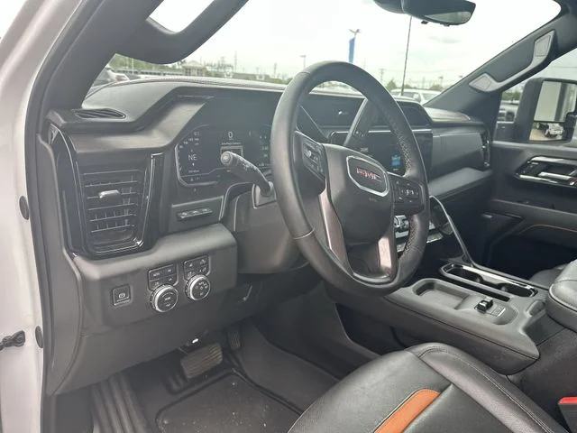 Used 2024 White GMC AT4 image 12