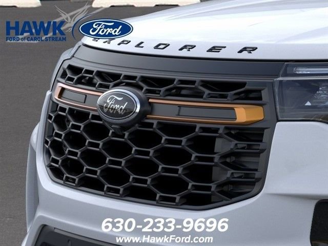 New 2026 Space White Metallic Ford Tremor® image 17