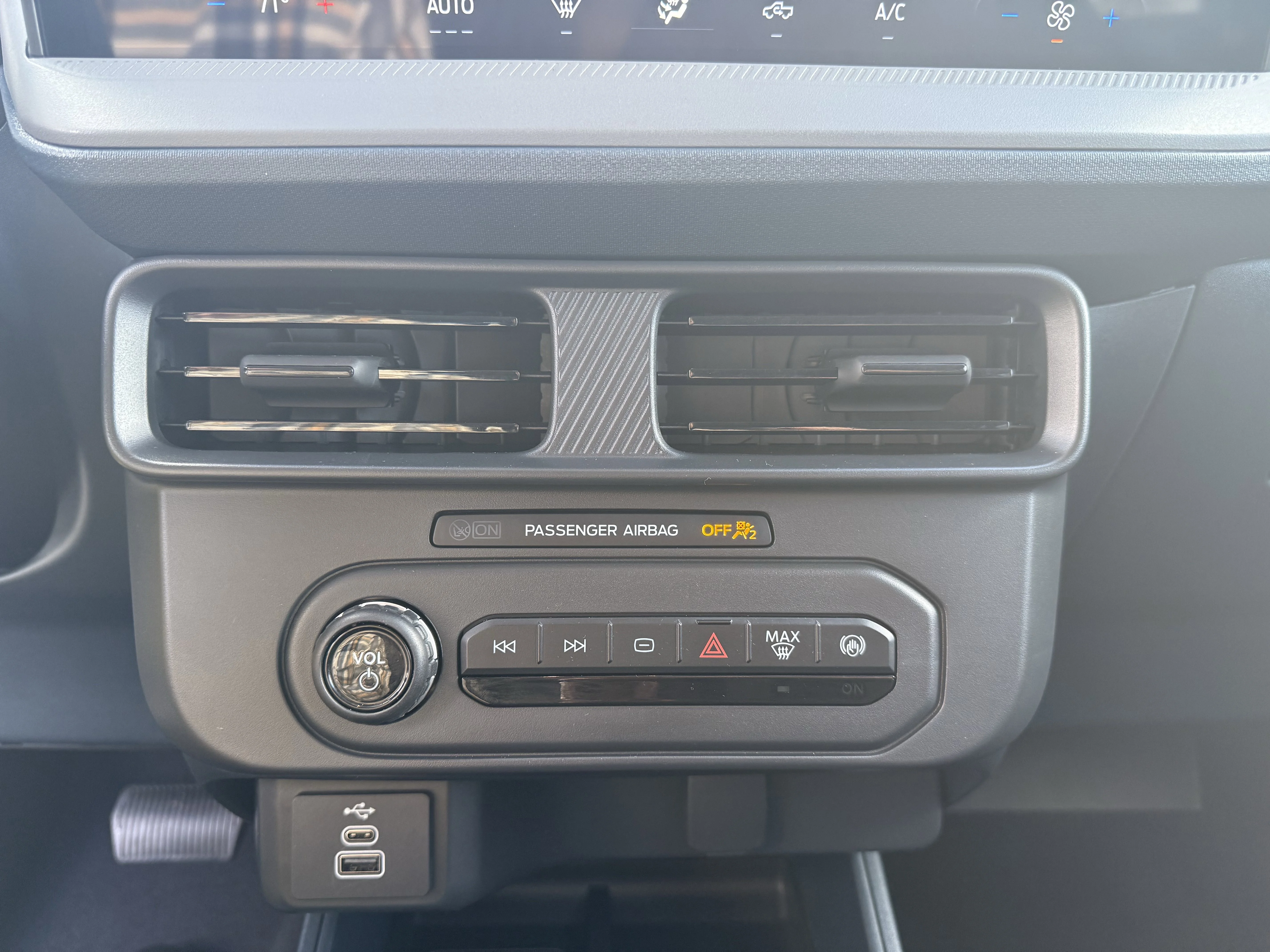 2025 Ford Maverick XL - Photo 21
