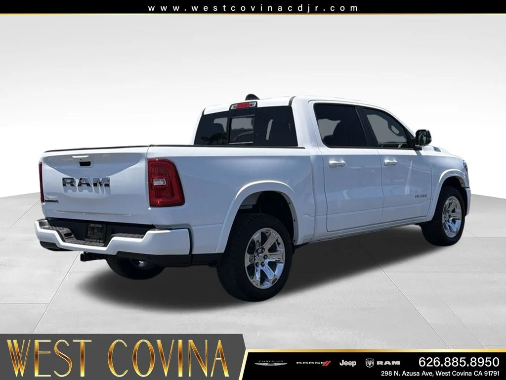 Used 2025 White Ram Big Horn/Lone Star image 11