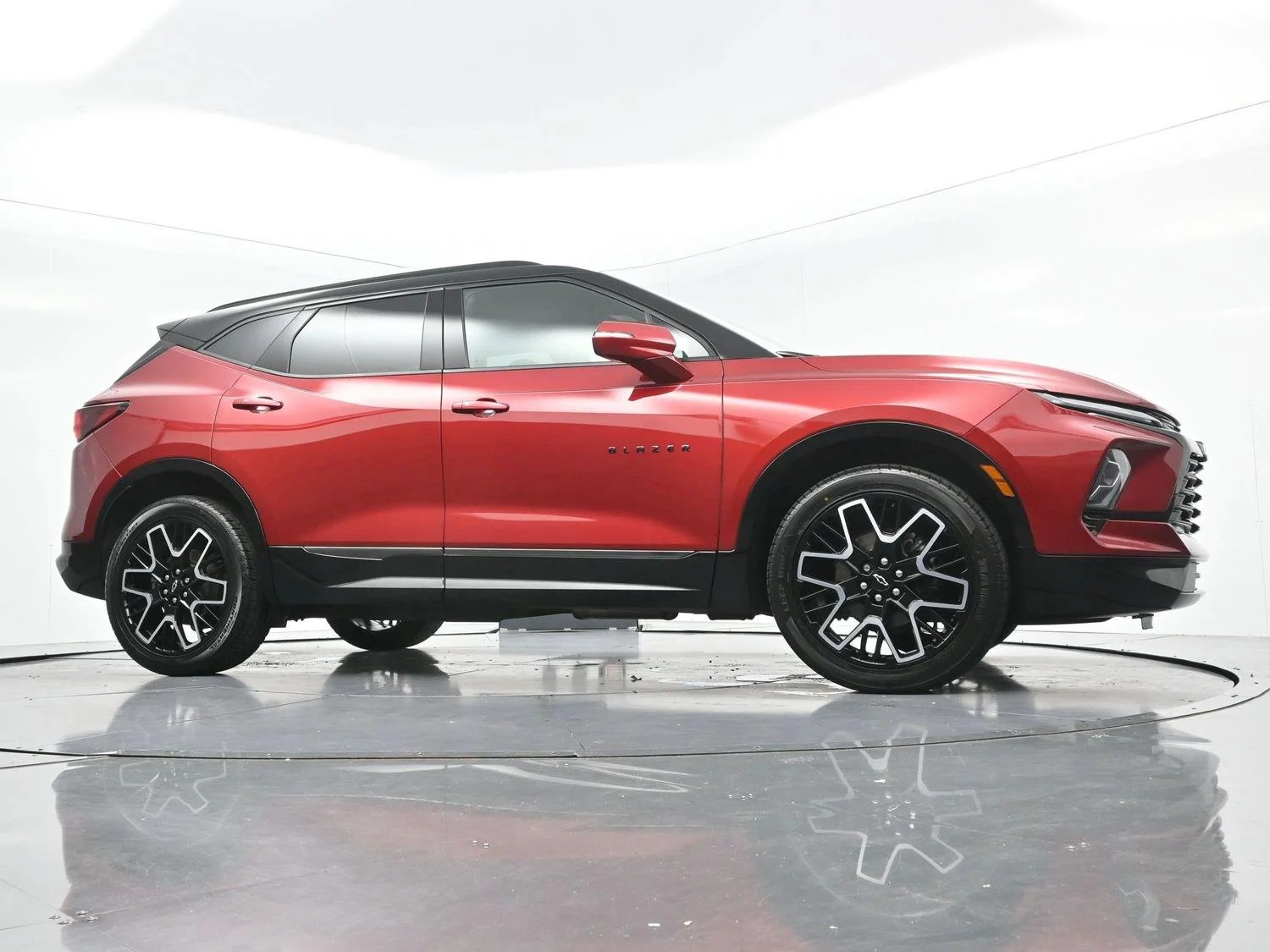 Used 2024 Radiant Red Tintcoat Chevrolet RS image 41