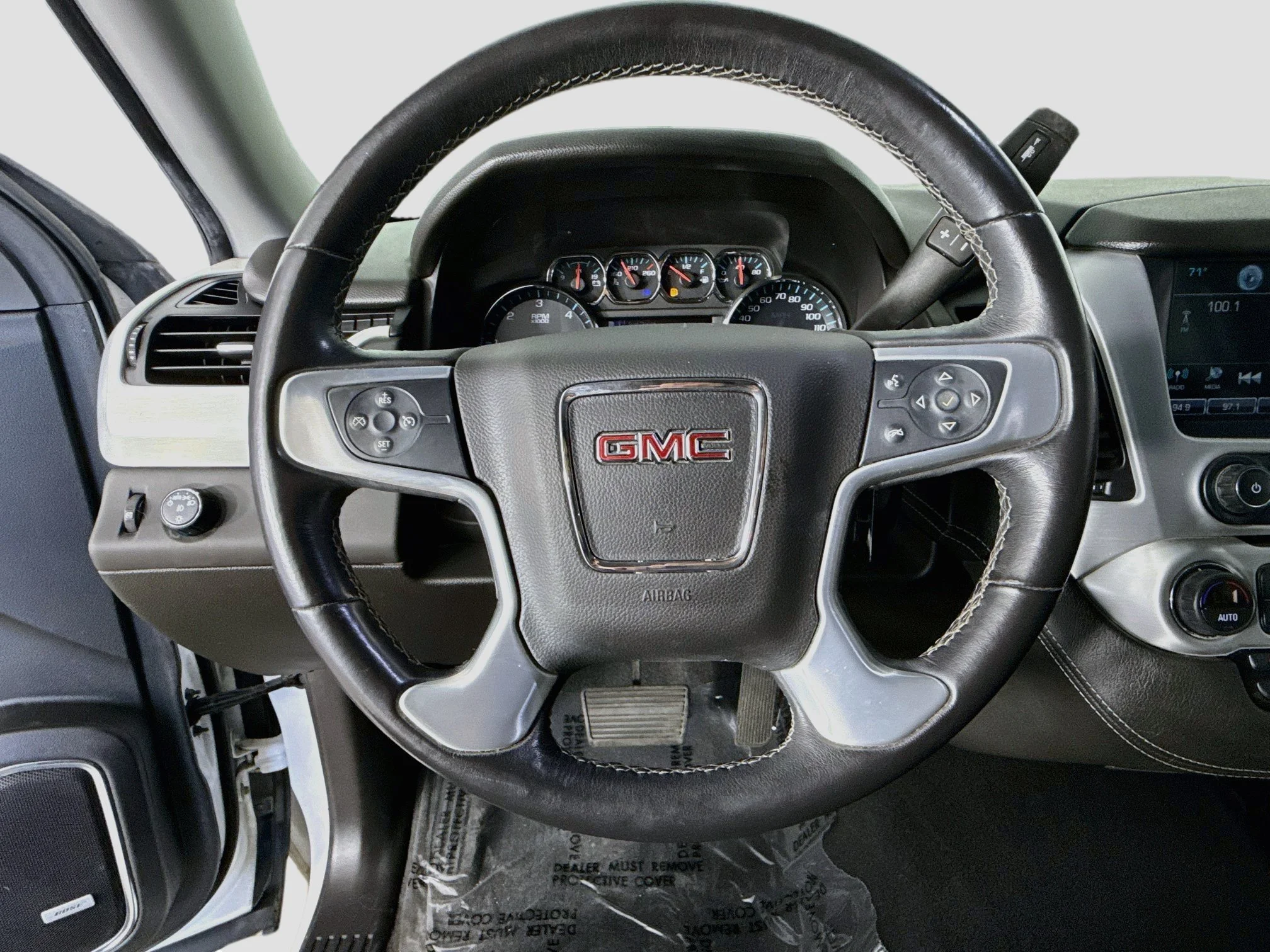 Used 2019 SUMMIT WHITE GMC SLE image 13