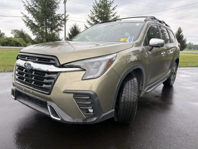 Used 2023 Autumn Green Metallic Subaru Touring image 7