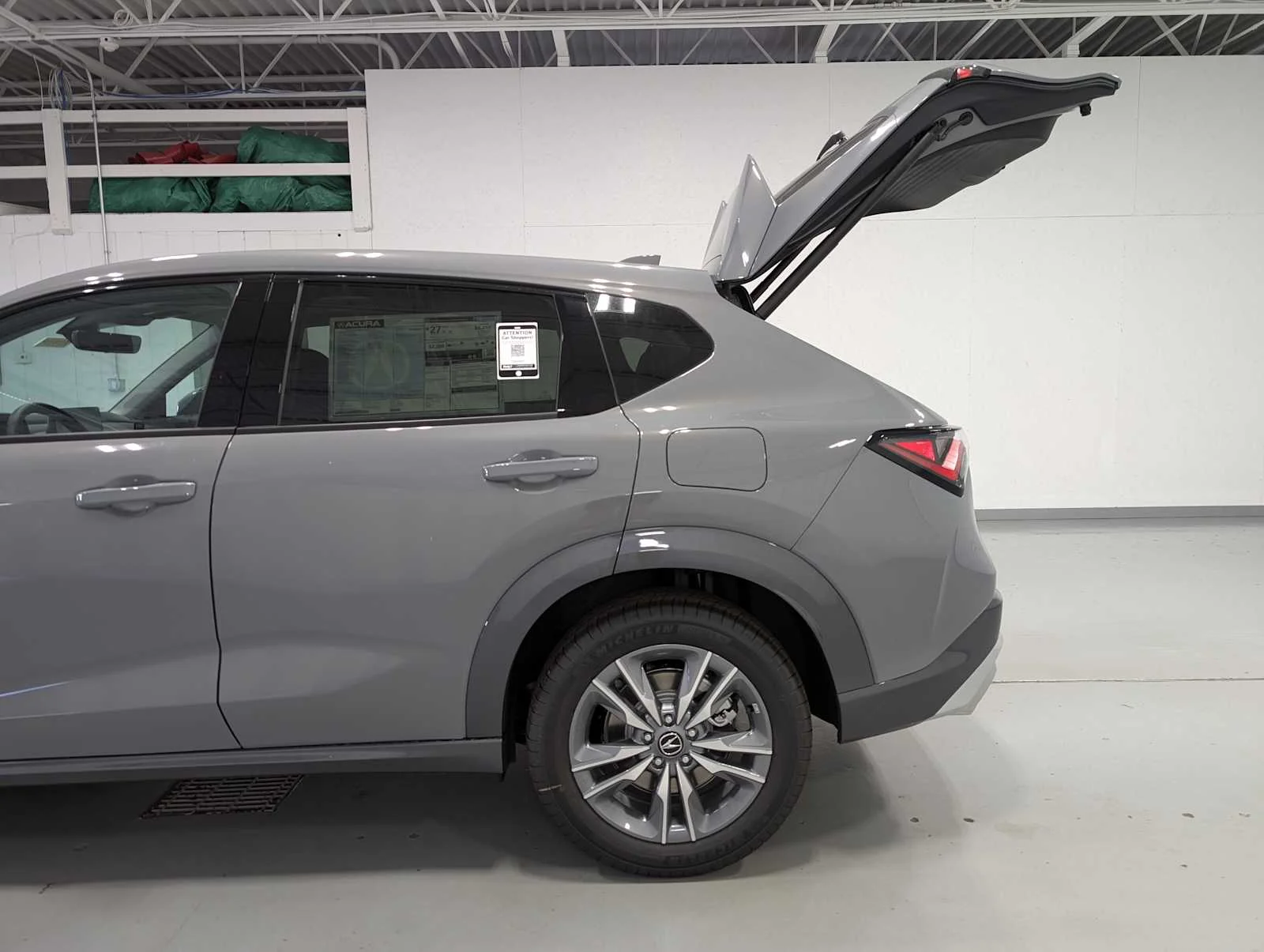 Used 2025 Urban Gray Pearl Acura  image 9