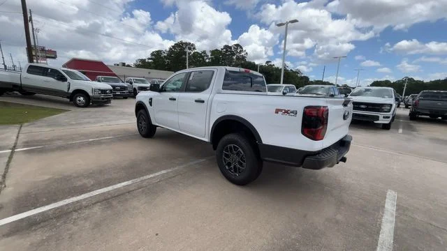 New 2026 Oxford White Ford XLT image 9