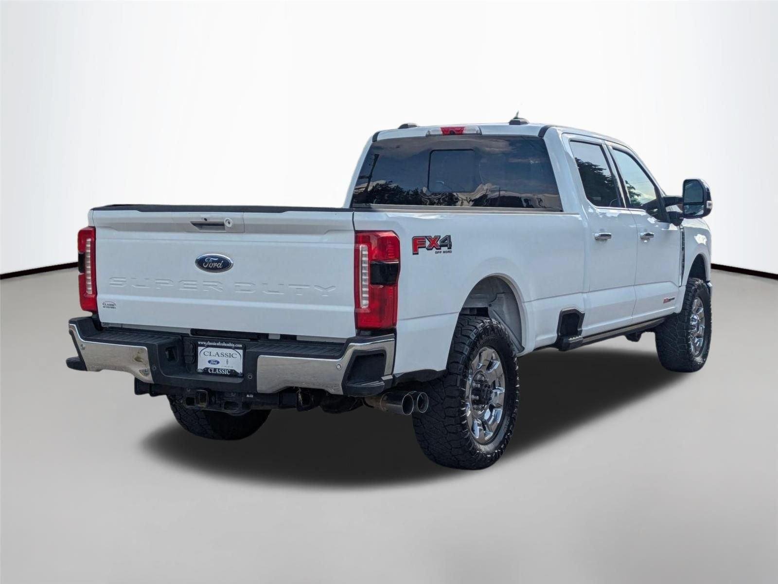 Used 2023 Oxford White Ford LARIAT image 5