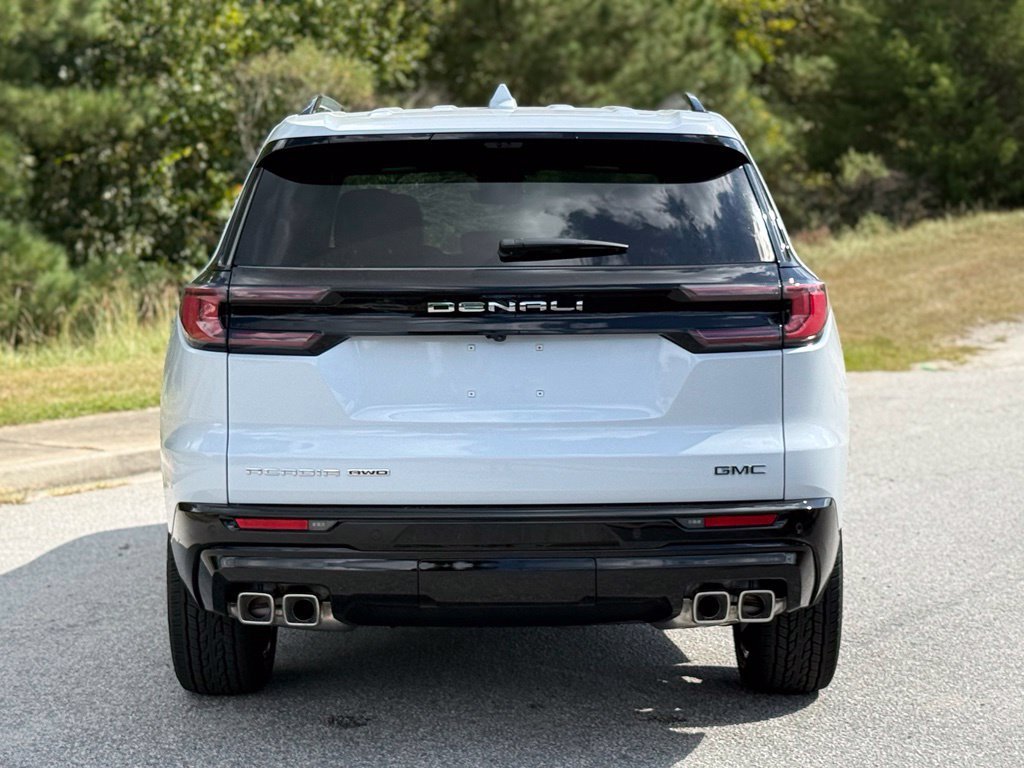 2027 GMC Acadia Denali Ultimate - Photo 12