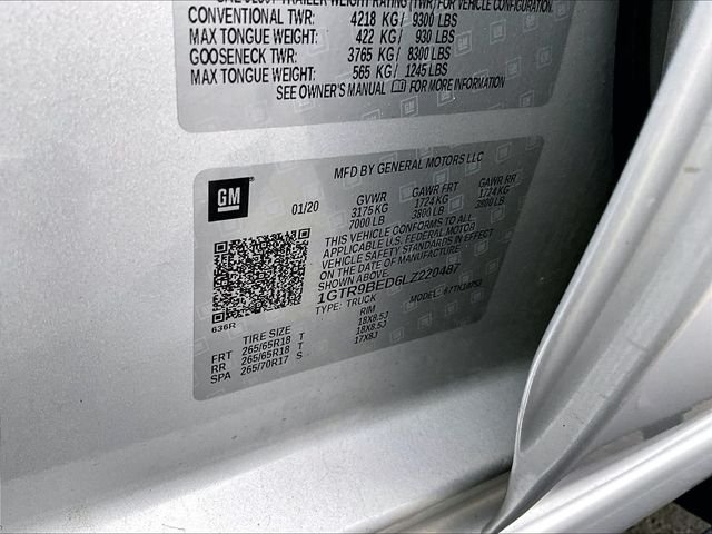 Used 2020 Silver GMC SLE image 9