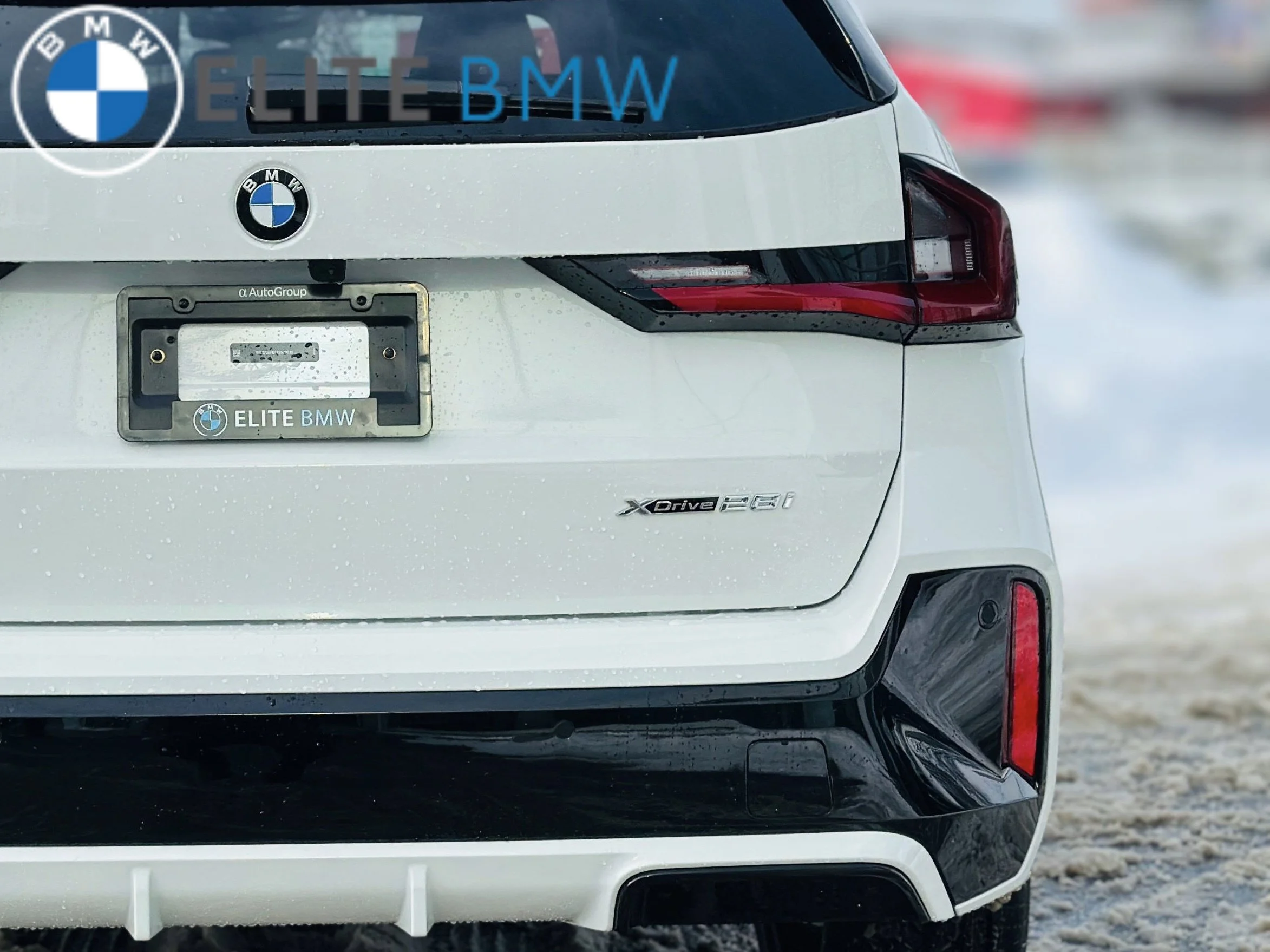 Used 2026 Alpine White Non-Metallic BMW xDrive28i image 38