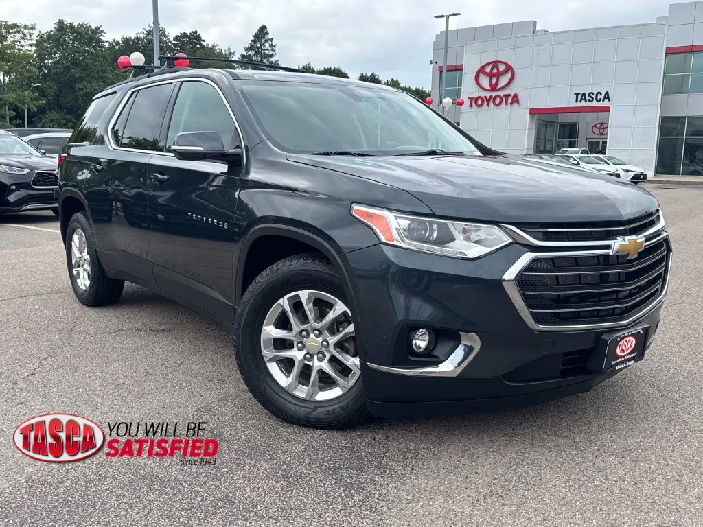Used 2020 Gray Chevrolet 3LT image 1