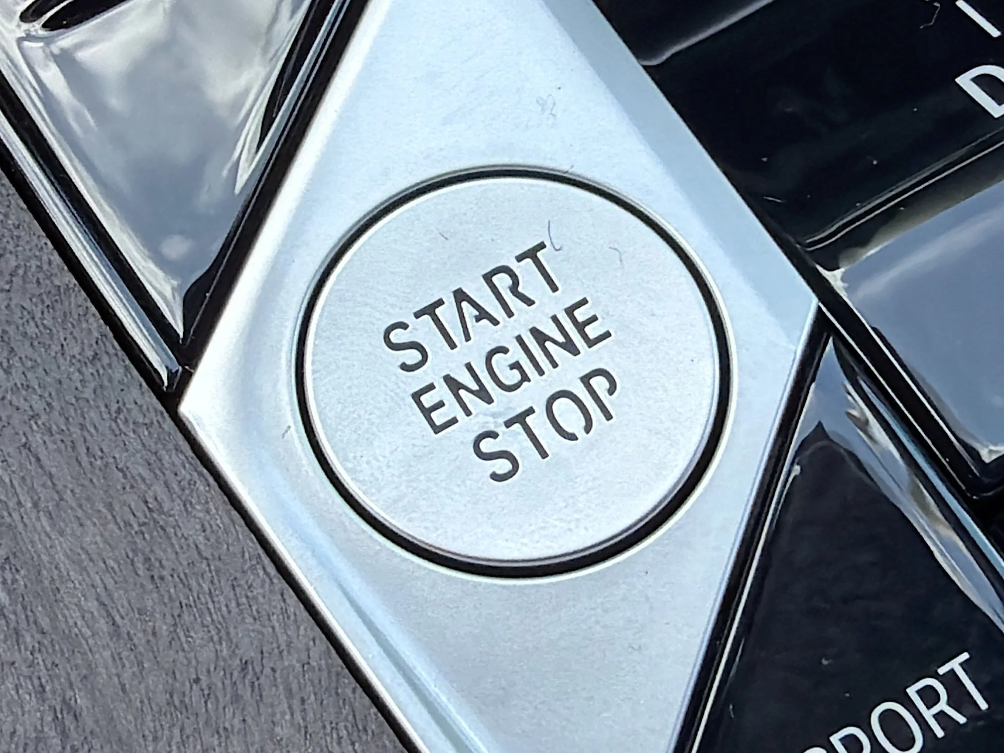New 2026 Alpine White BMW sDrive40i image 35