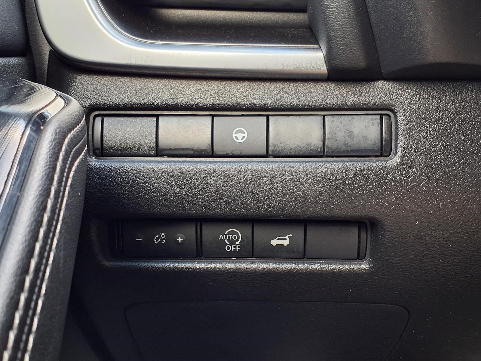Used 2025 Gun Metallic Nissan SV image 19
