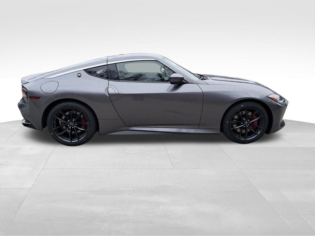 2025 Nissan Z Performance - Photo 7