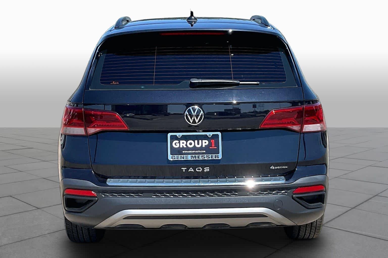 Used 2023 Deep Black Pearl Volkswagen S image 5