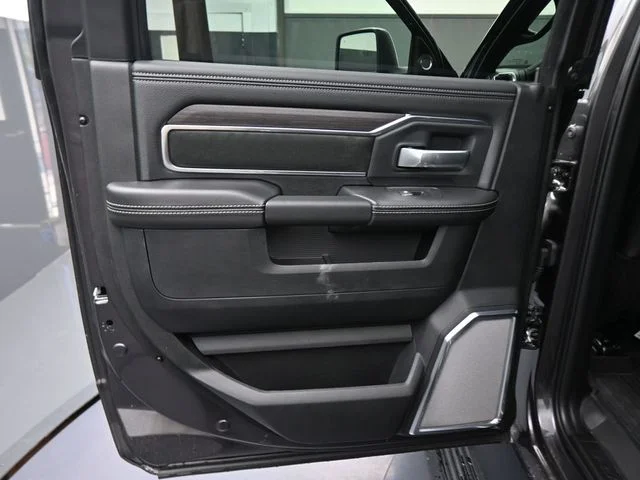 2026 RAM 2500 Laramie - Photo 26
