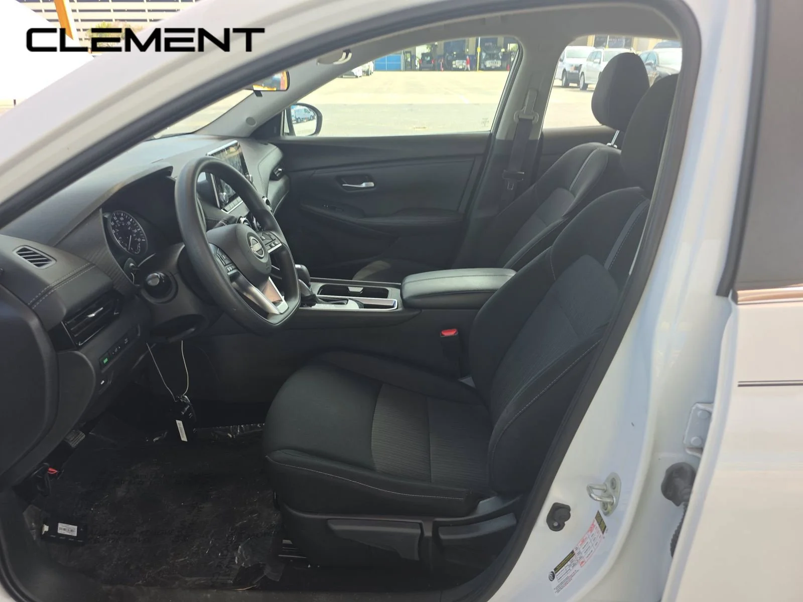 Used 2024 White Nissan SV image 4