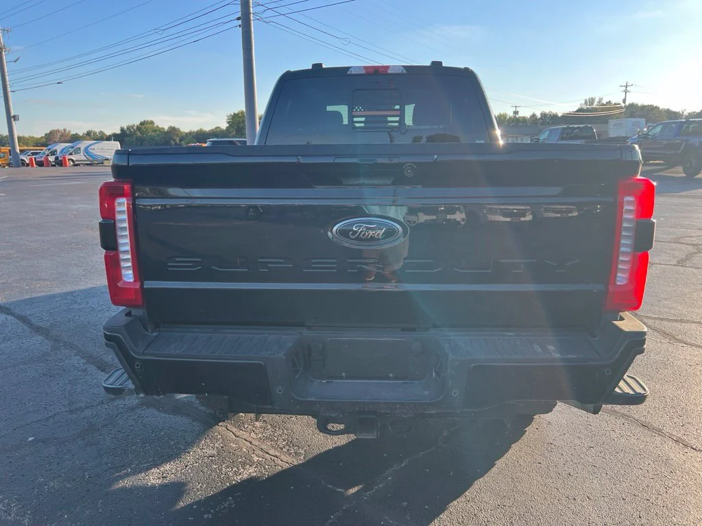 Used 2026 Black Metallic Ford XLT image 4