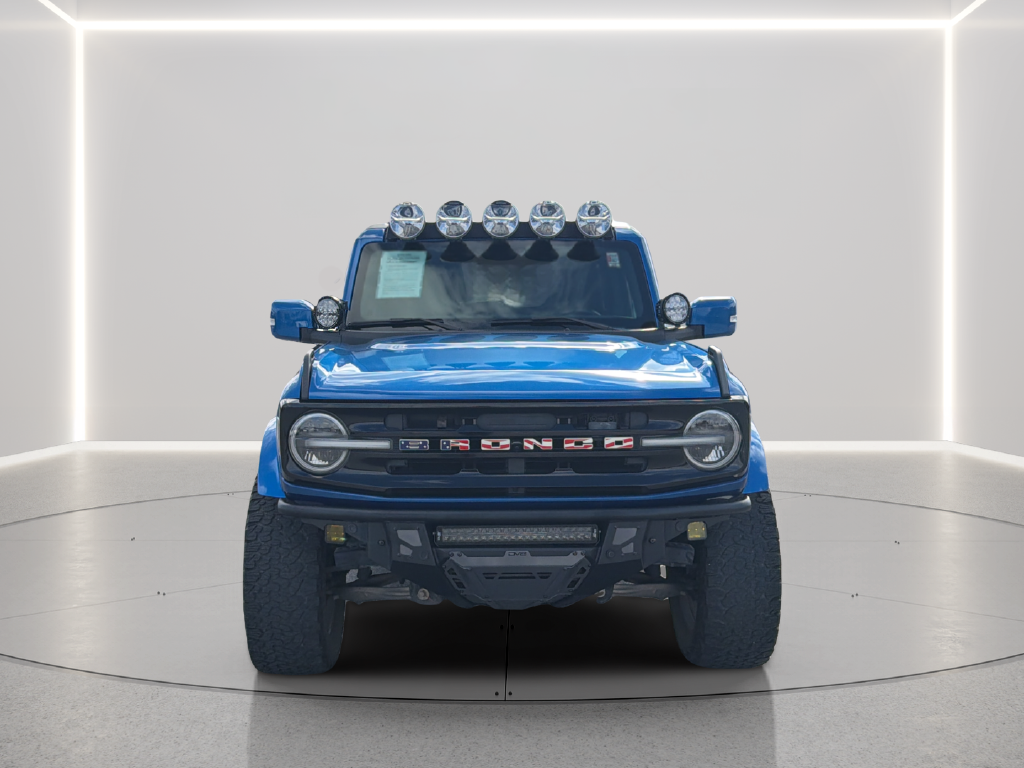 Used 2021 Blue Metallic Ford Outer Banks image 11