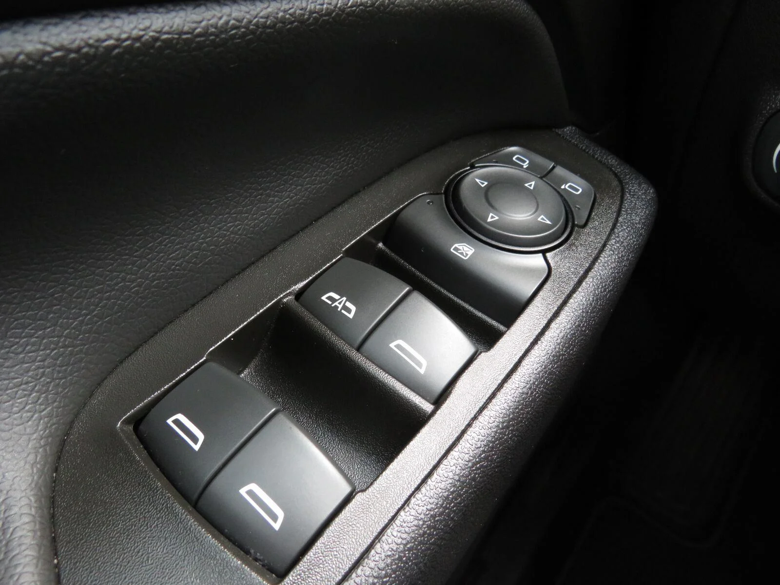 Used 2023 Radiant Red Tintcoat Chevrolet LT image 33