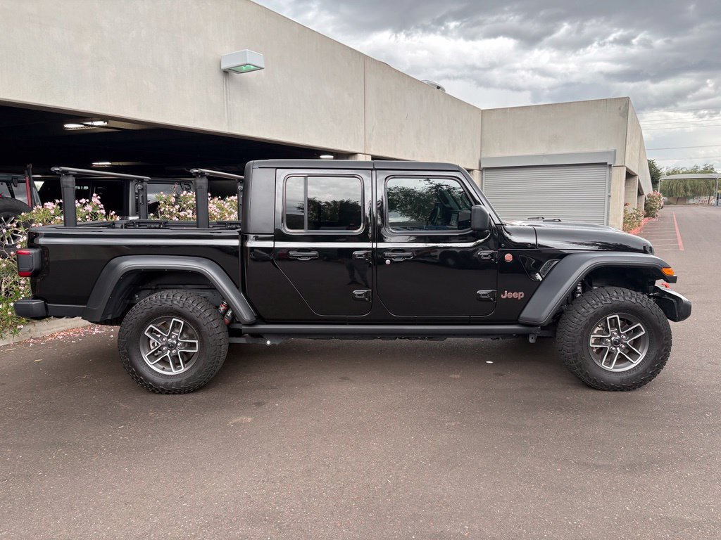 Used 2024 Black Jeep Mojave image 5