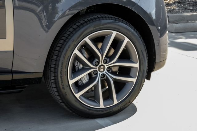 New 2027 Varesine Blue Land Rover SE image 65