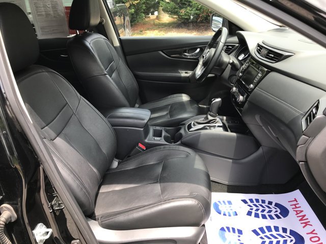 Used 2019 Magnetic Black Pearl Nissan SL image 28