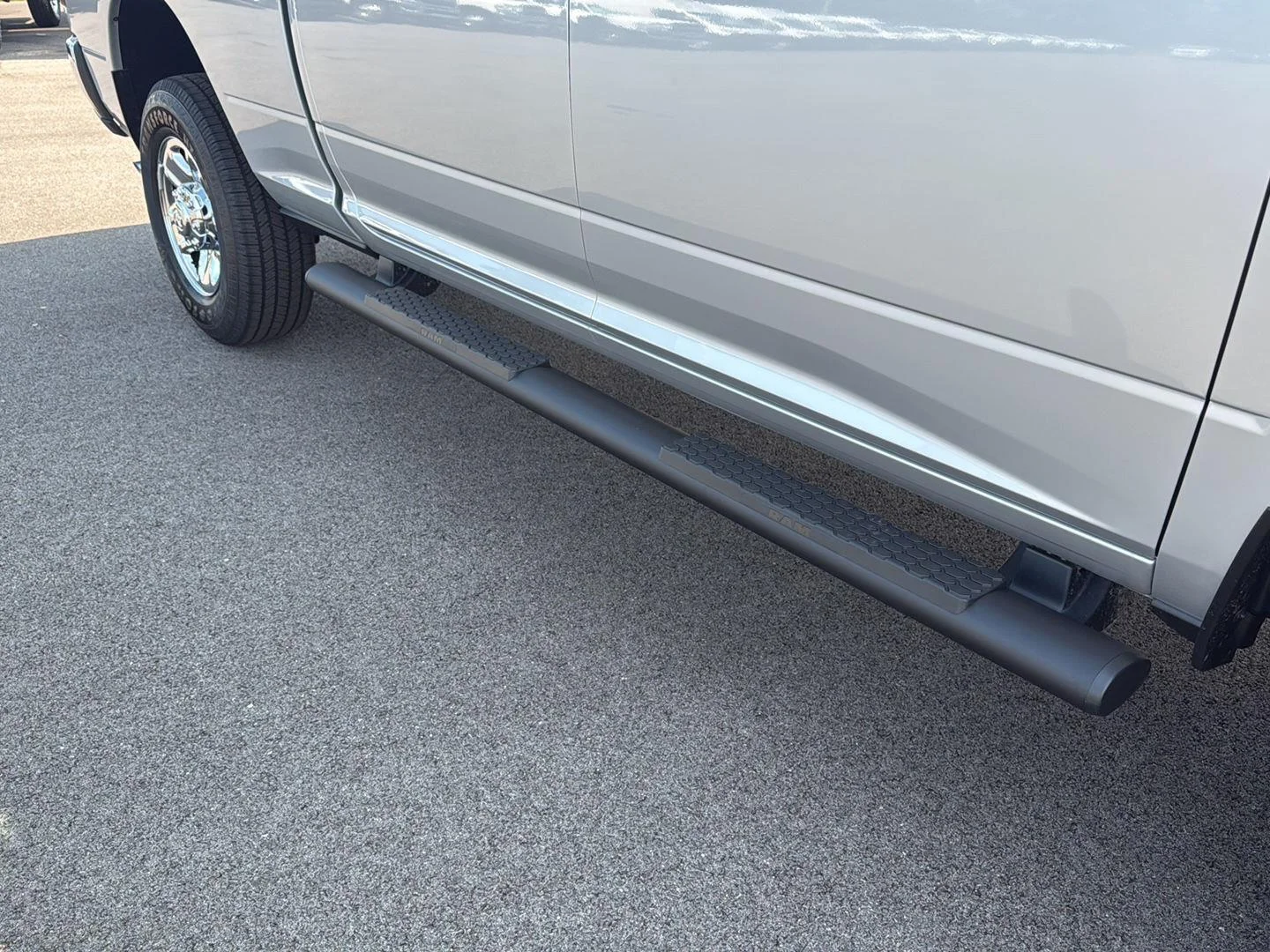 New 2025 Silver Zynith Ram Tradesman image 20