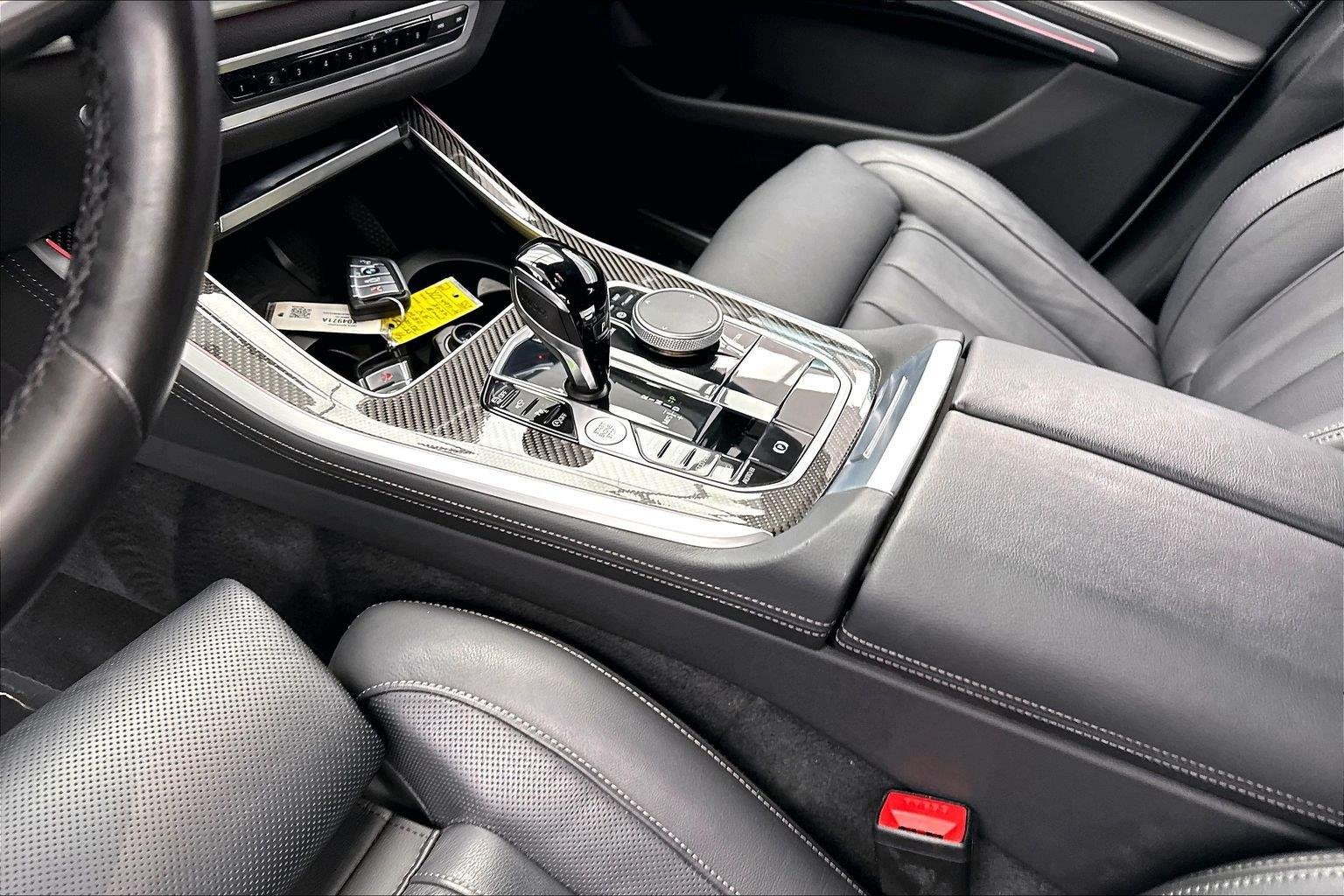 Certified Used 2022 Alpine White BMW M50i image 18