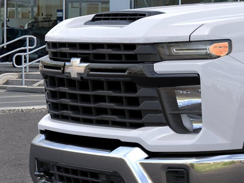 New 2026 Summit White Chevrolet WT image 13