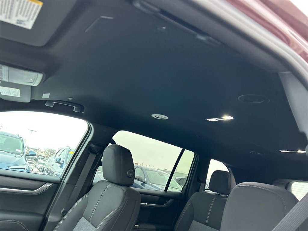 2026 GMC ACADIA - Image 28