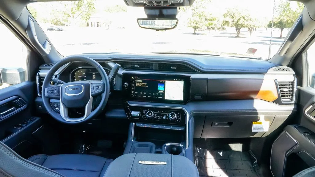 2026 GMC Sierra 2500HD Denali - Photo 15
