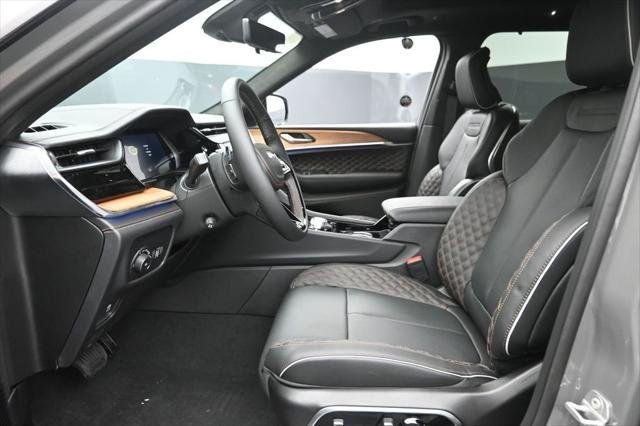 New 2027 Sting-Gray Clear-Coat Paint Jeep Summit image 15
