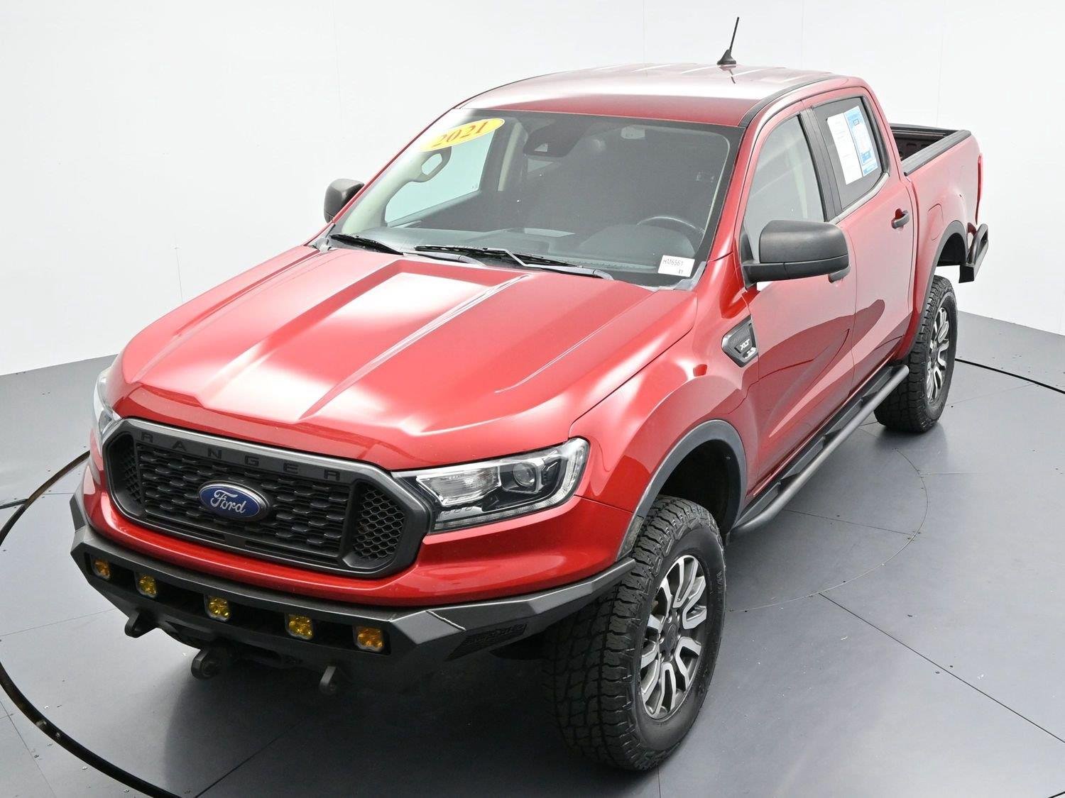 Used 2021 Rapid Red Metallic Tinted Clearcoat Ford XLT image 39