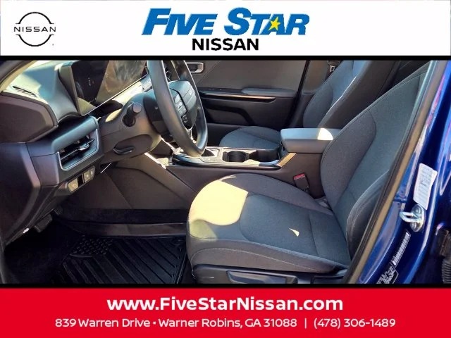 Used 2025 Blue Kia LXS image 5
