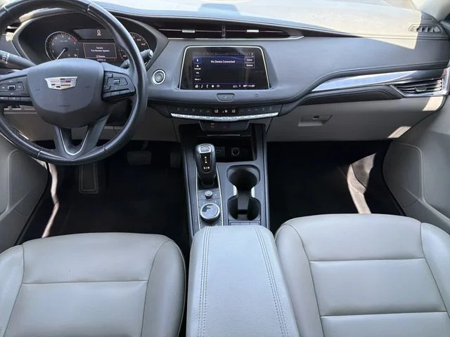 Used 2019 Silver Cadillac Luxury image 13